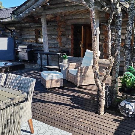 Kuukkeli Log Houses Teerenpesae - Premium Suite A48 萨利色尔卡 外观 照片