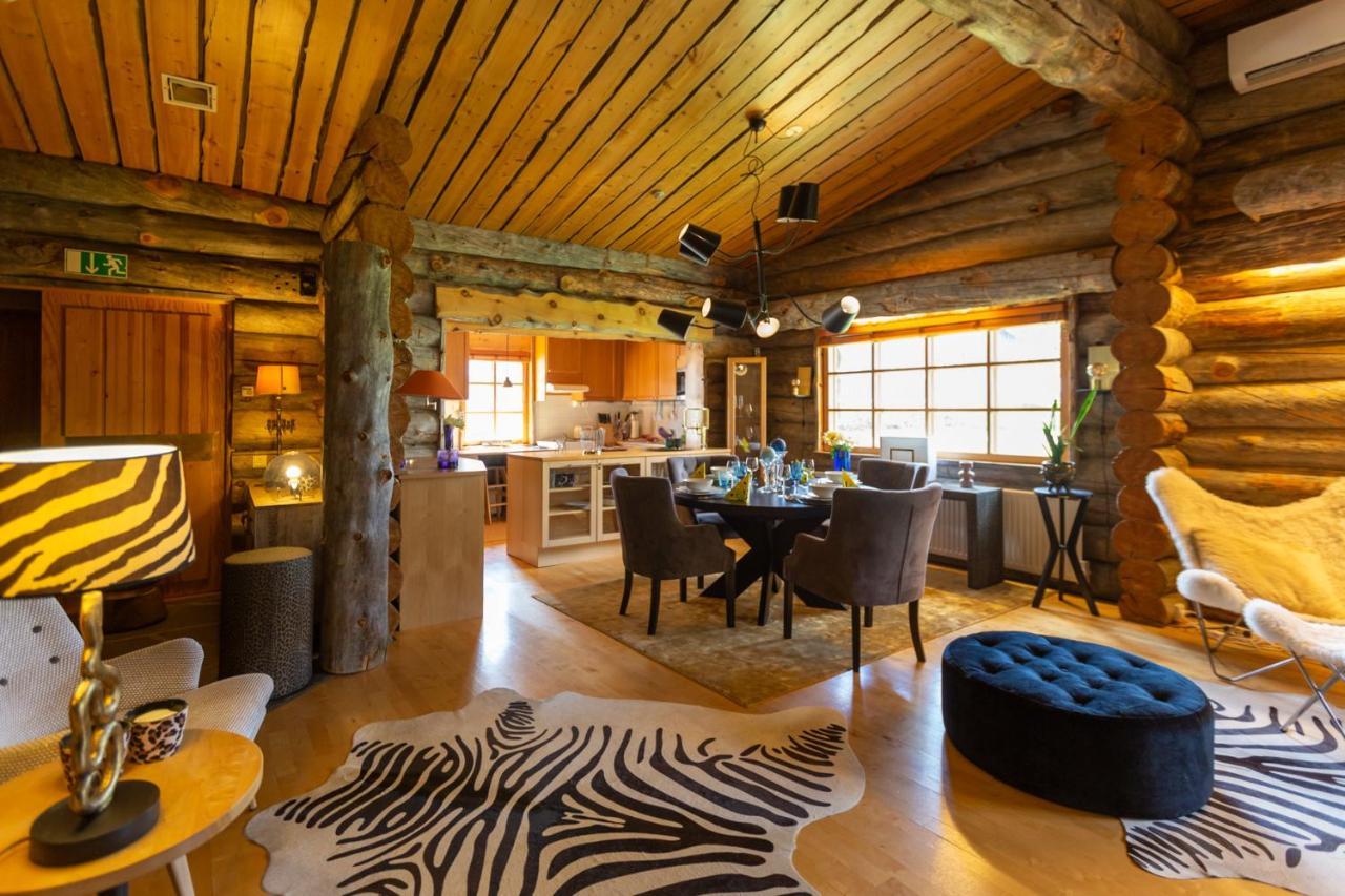 Kuukkeli Log Houses Teerenpesae - Premium Suite A48 萨利色尔卡 外观 照片